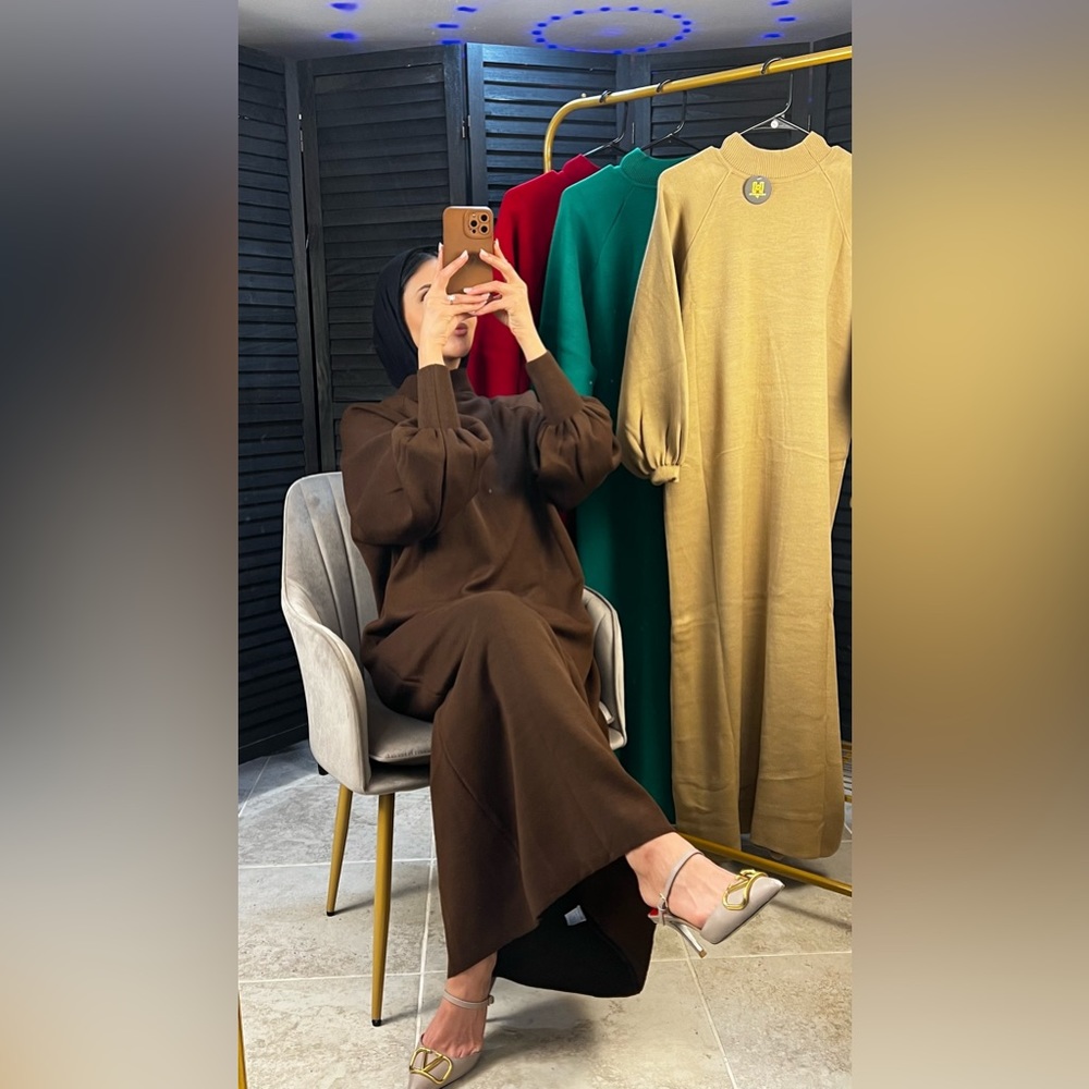 COPY - Puffed Sleeve Knitwear Dress